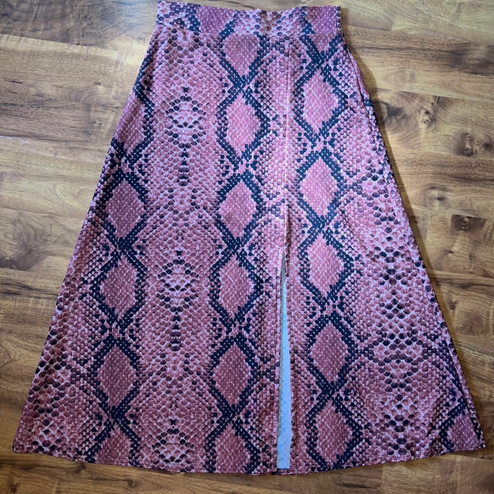 prettylittlething snake print midi skirt